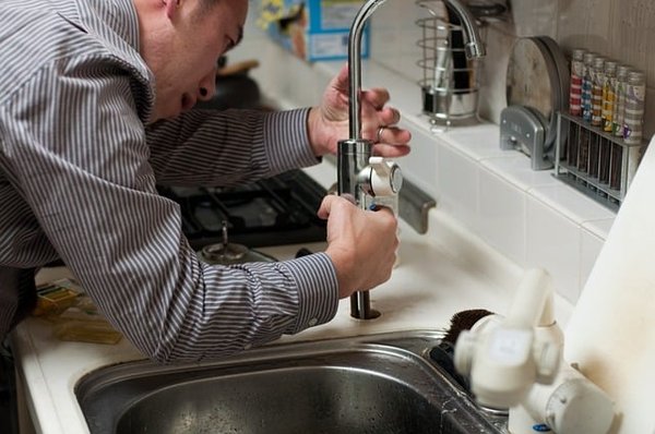 Comment trouver un dépannage plomberie en urgence?